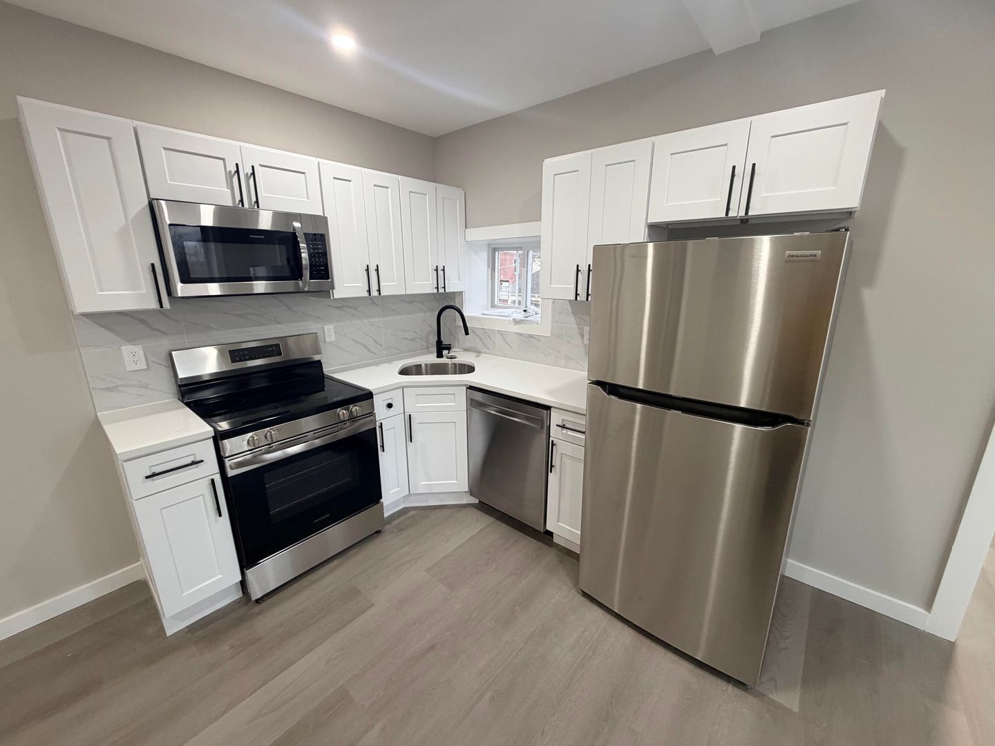 Albany Apartment: 610 Broadway