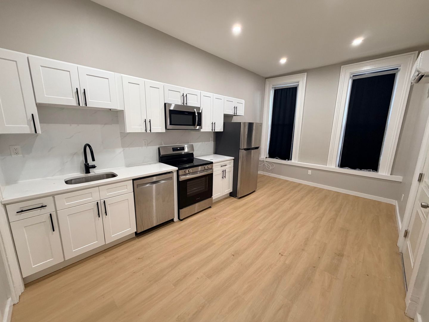 albany Apartment: 541 Clinton ave