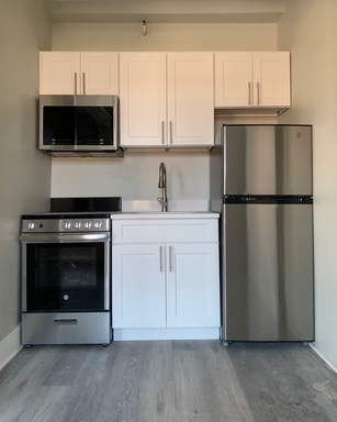 Rent Now! Beautiful 1 bedroom/1 bath – photo 1