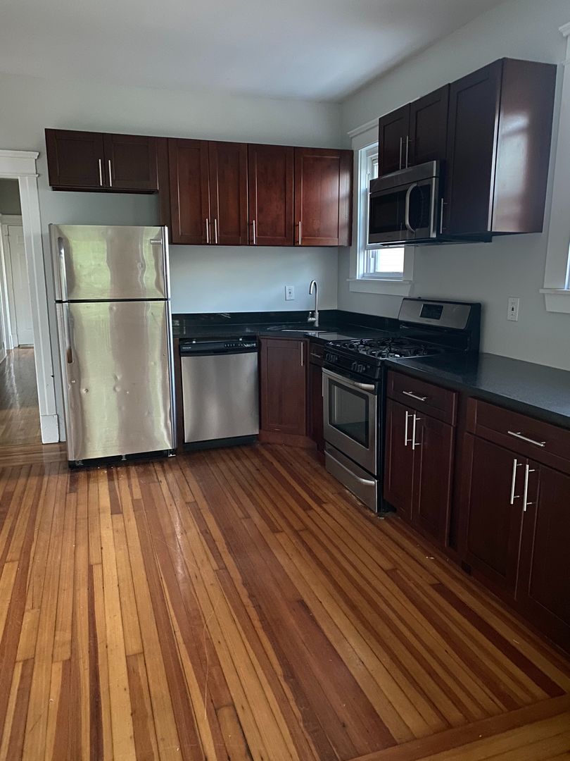 Albany Apartment: 1 Kent St