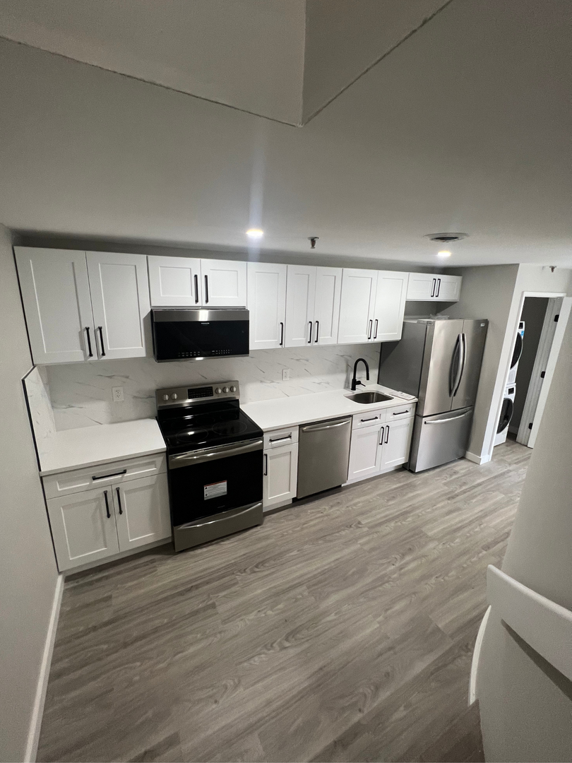 Albany Apartment: 201 Park Avenue
