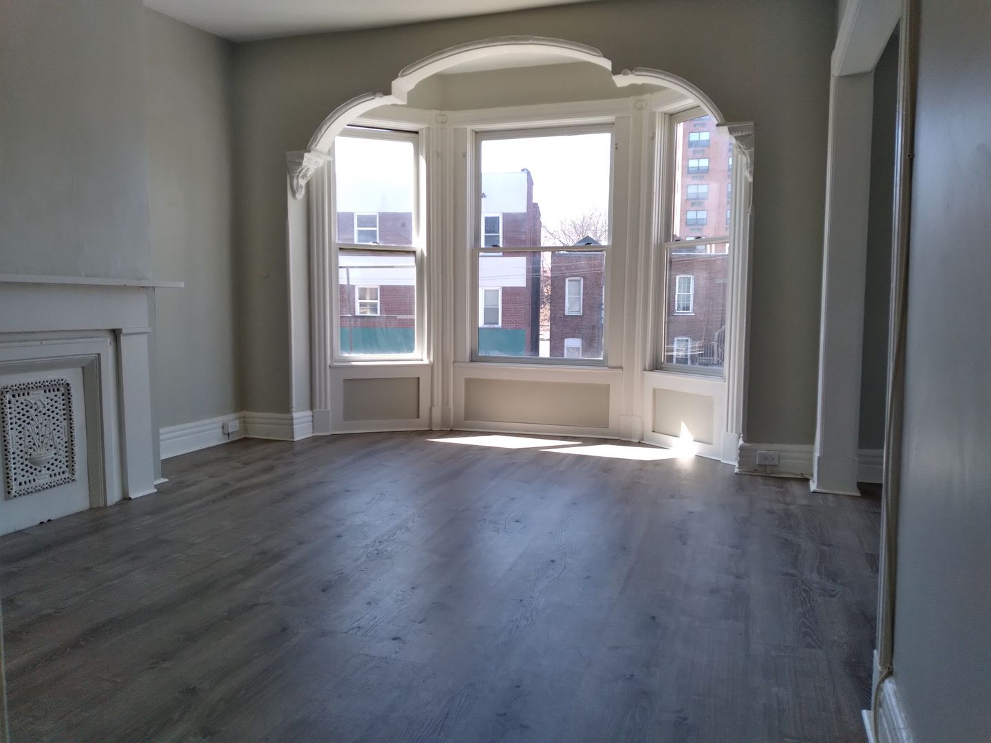 Albany Apartment: 5 Elberon Pl
