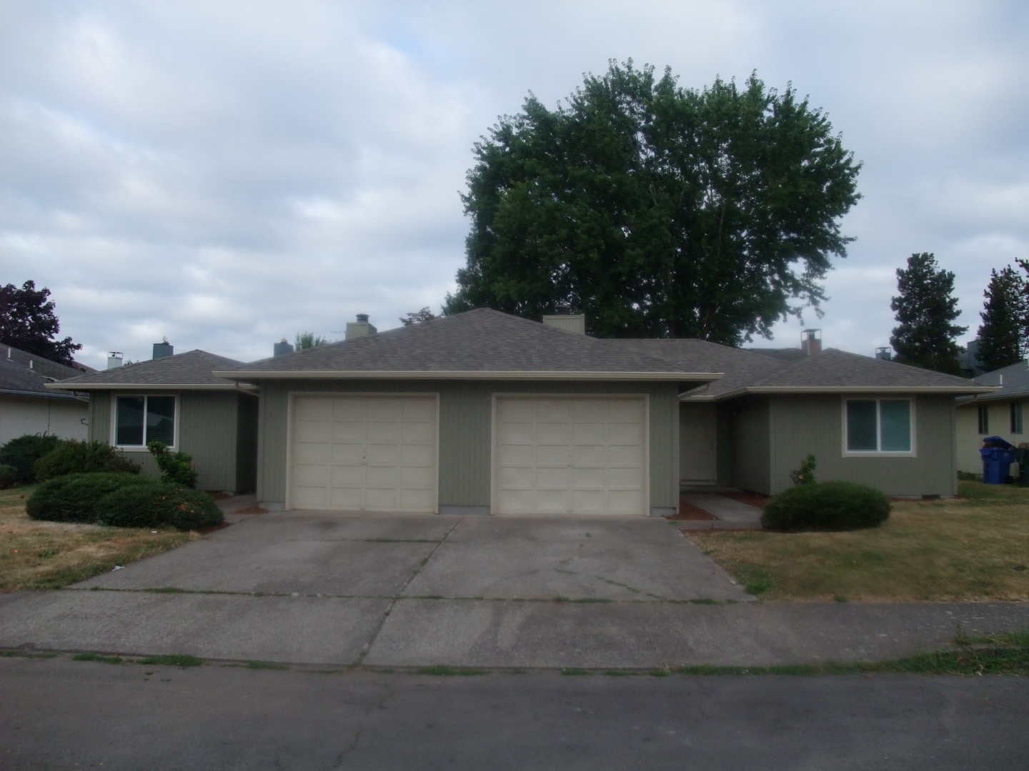 Salem Apartment: 1135 Raffon Ct. SE