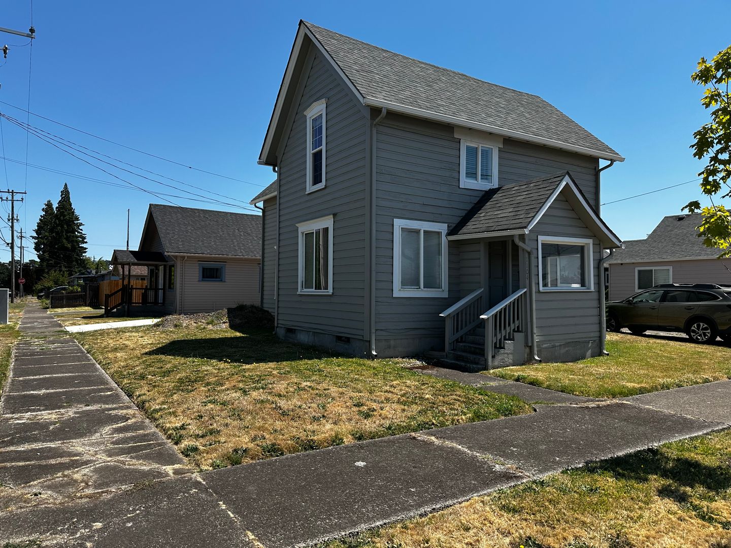 Albany Apartment: 1104 7th Ave SE
