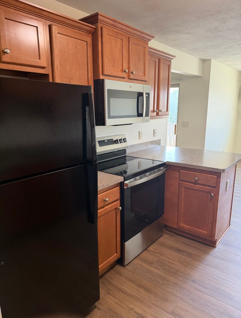 Liverpool Apartment: 300 Clayton Manor Drive South