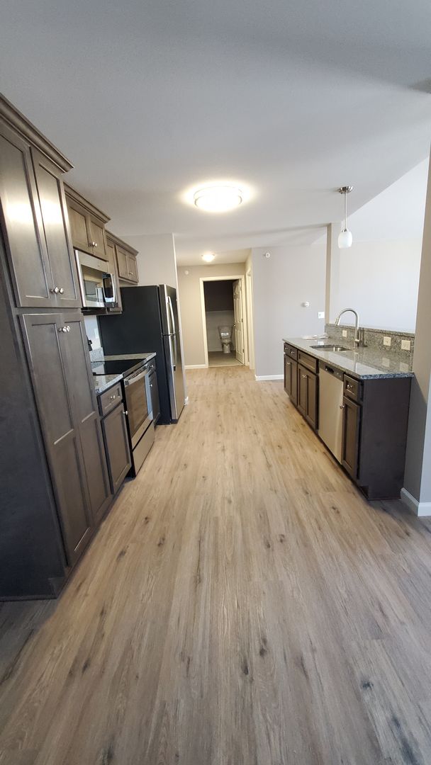 Forty Eight 52 at Ravada Hill