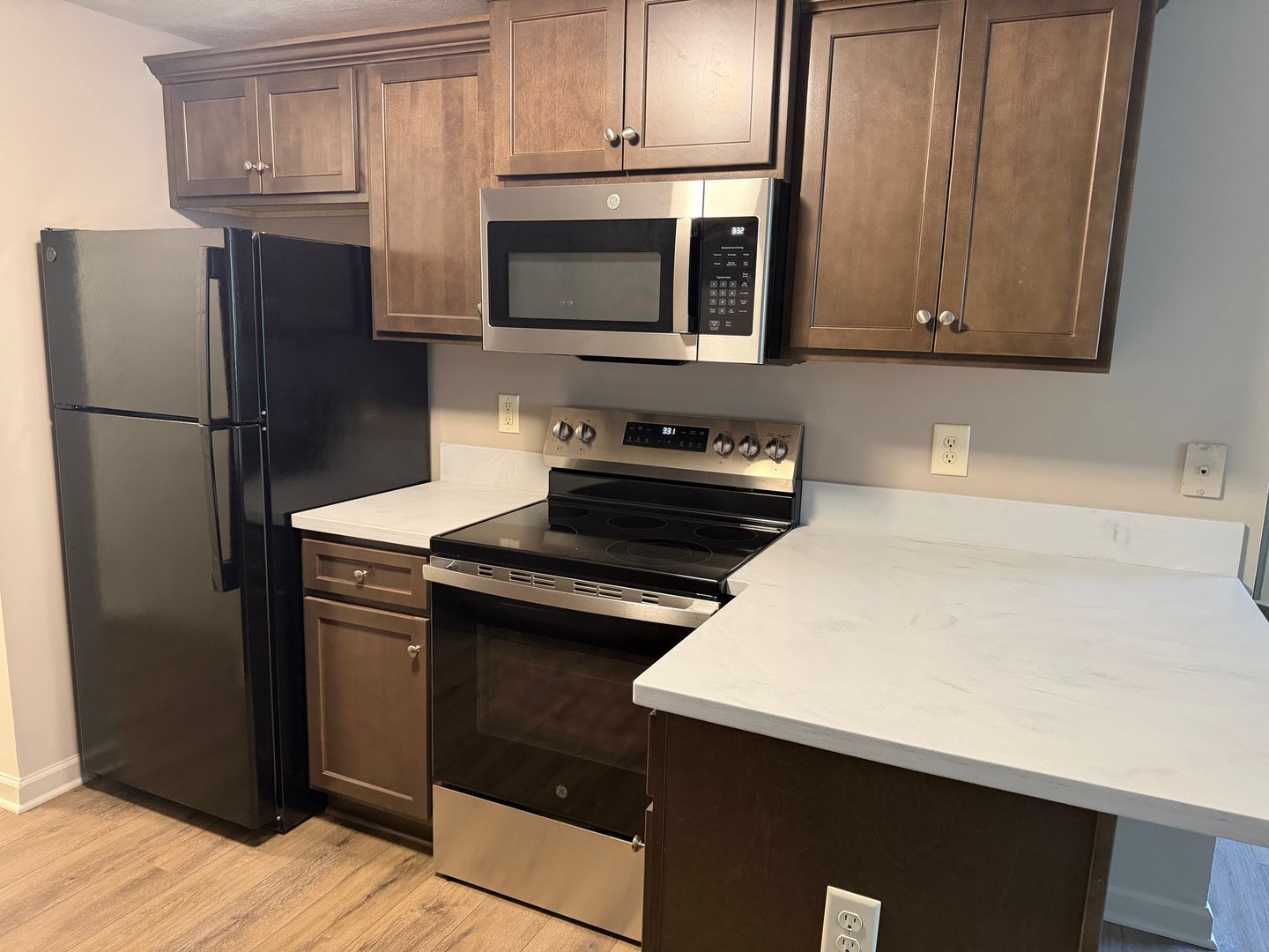 Liverpool Apartment: 300 Clayton Manor Drive South