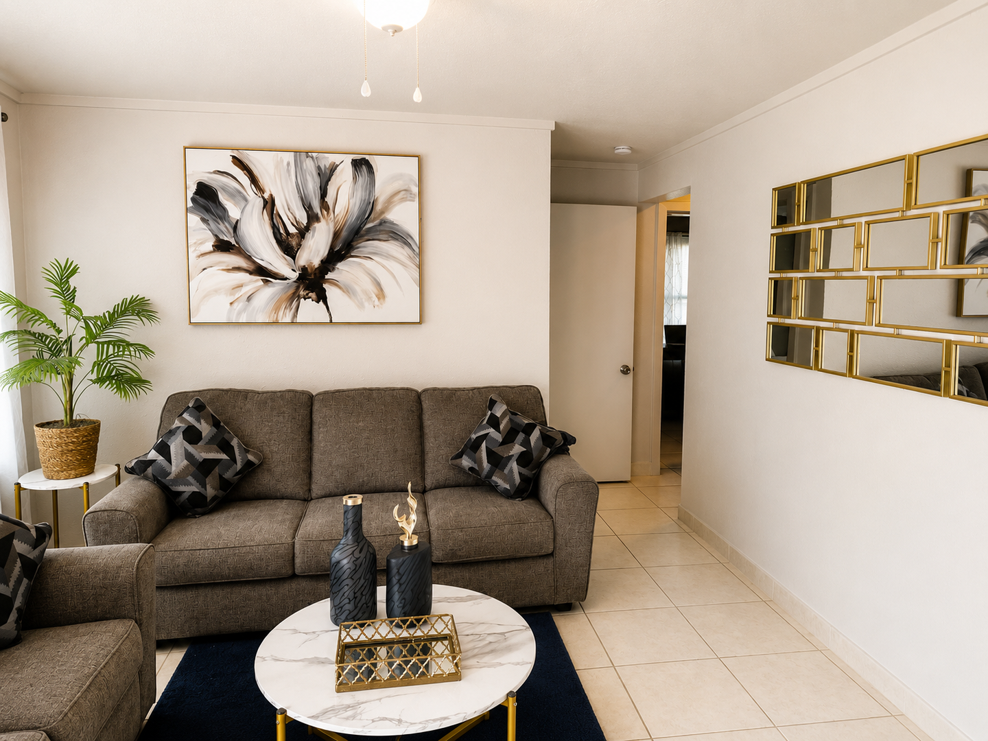 Edinburg Apartment: 220 S 25th Ave