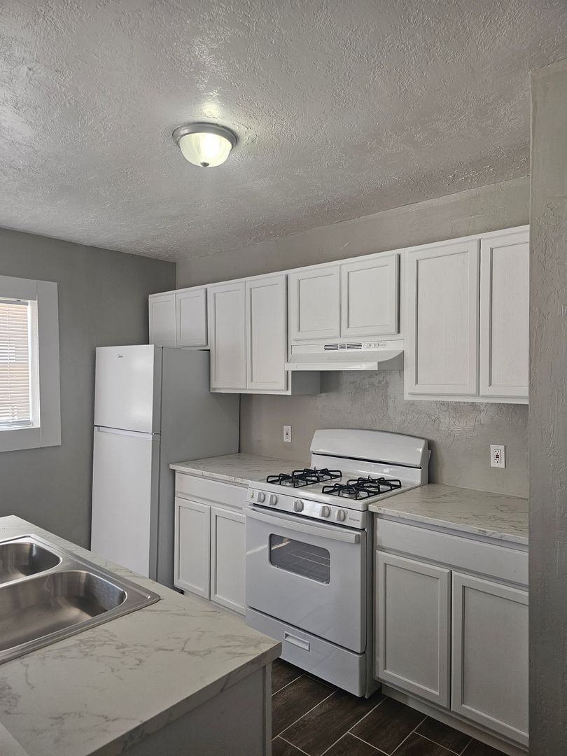 Albuquerque Apartment: 507 Florida St Se