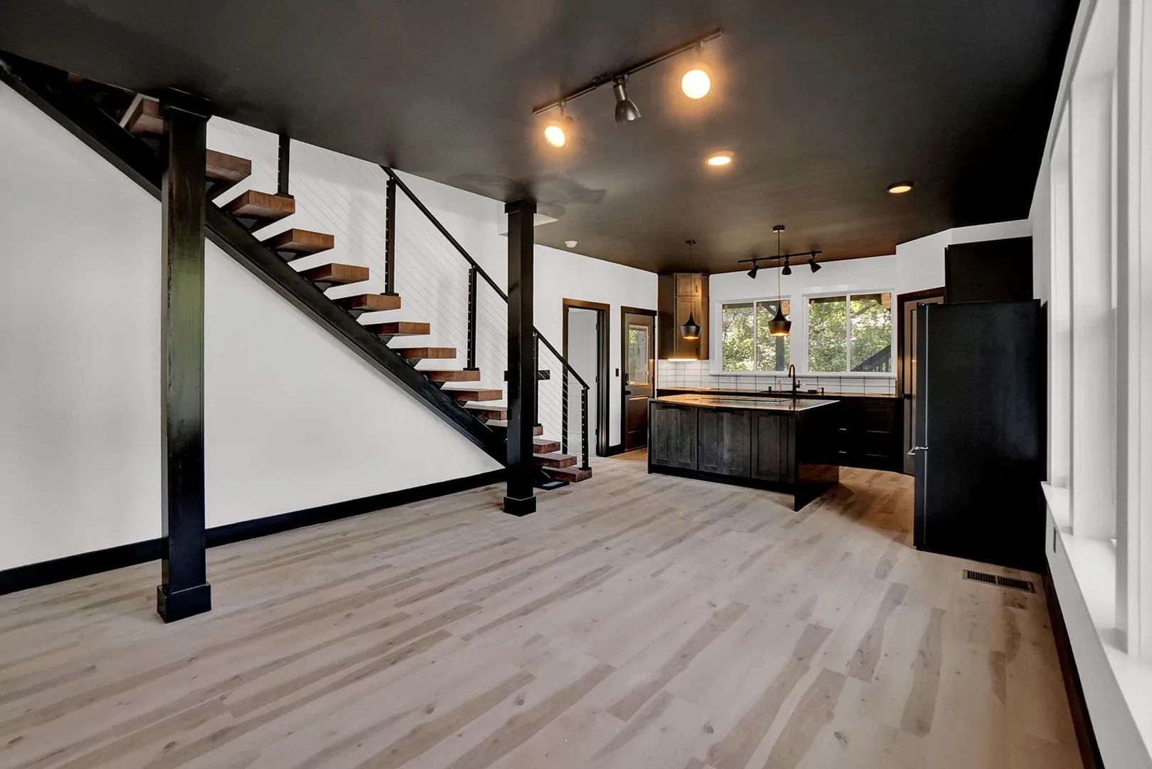 Rock Hill House: 228 Pursley St