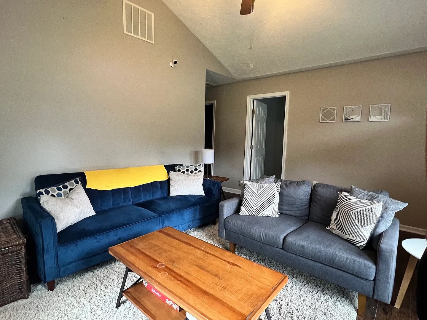 Atlanta House: 226 Scott St NW
