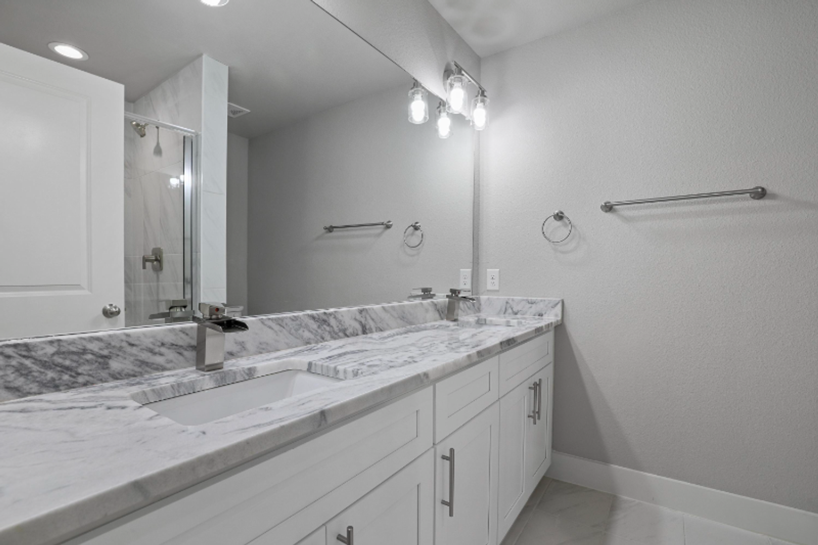 Dallas House: 2327 Harding St