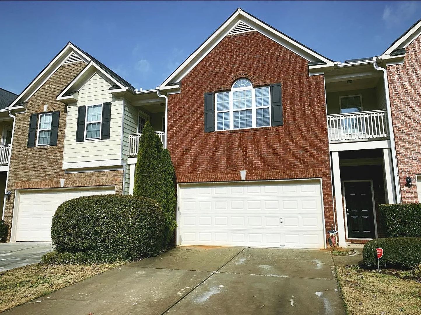 Fairburn House: 3815 Roses Trl