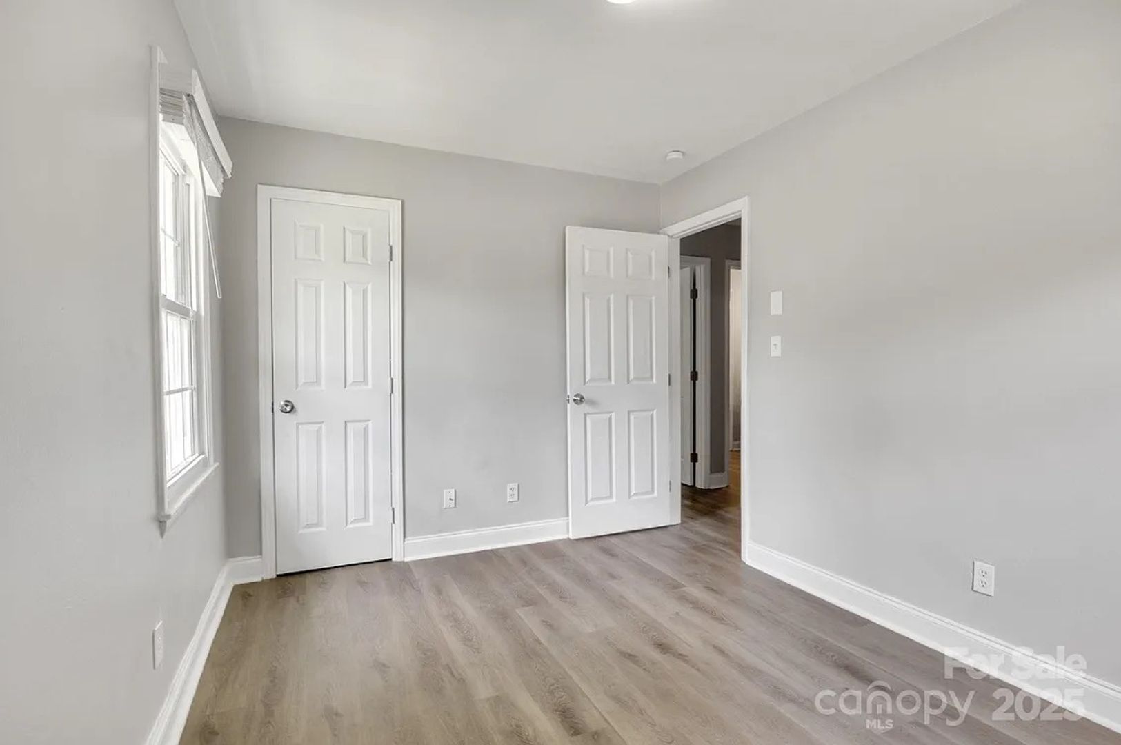 Charlotte House: 609 Bilmark Ave