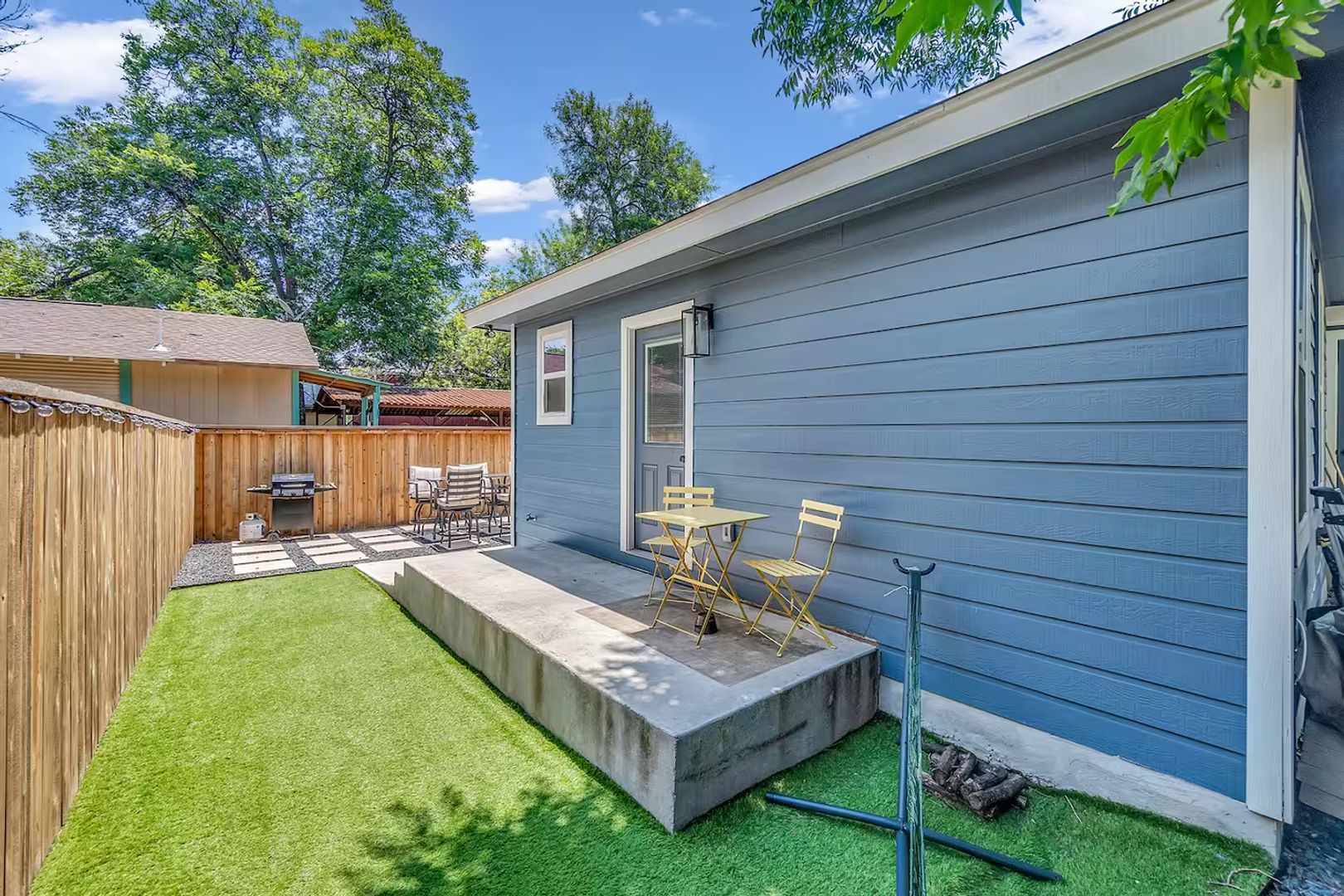 San Antonio House: 111 Mississippi