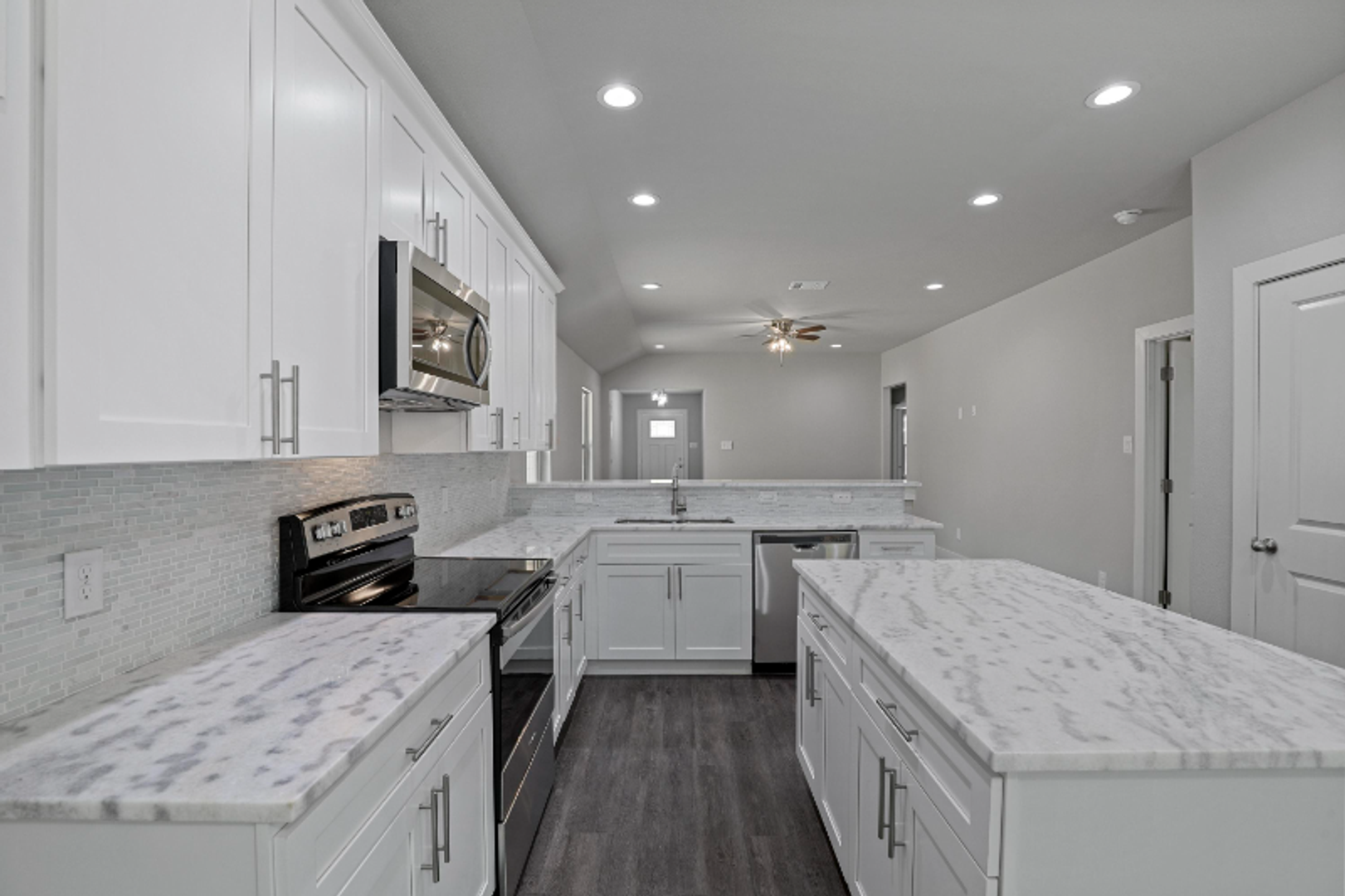 Dallas House: 2327 Harding St