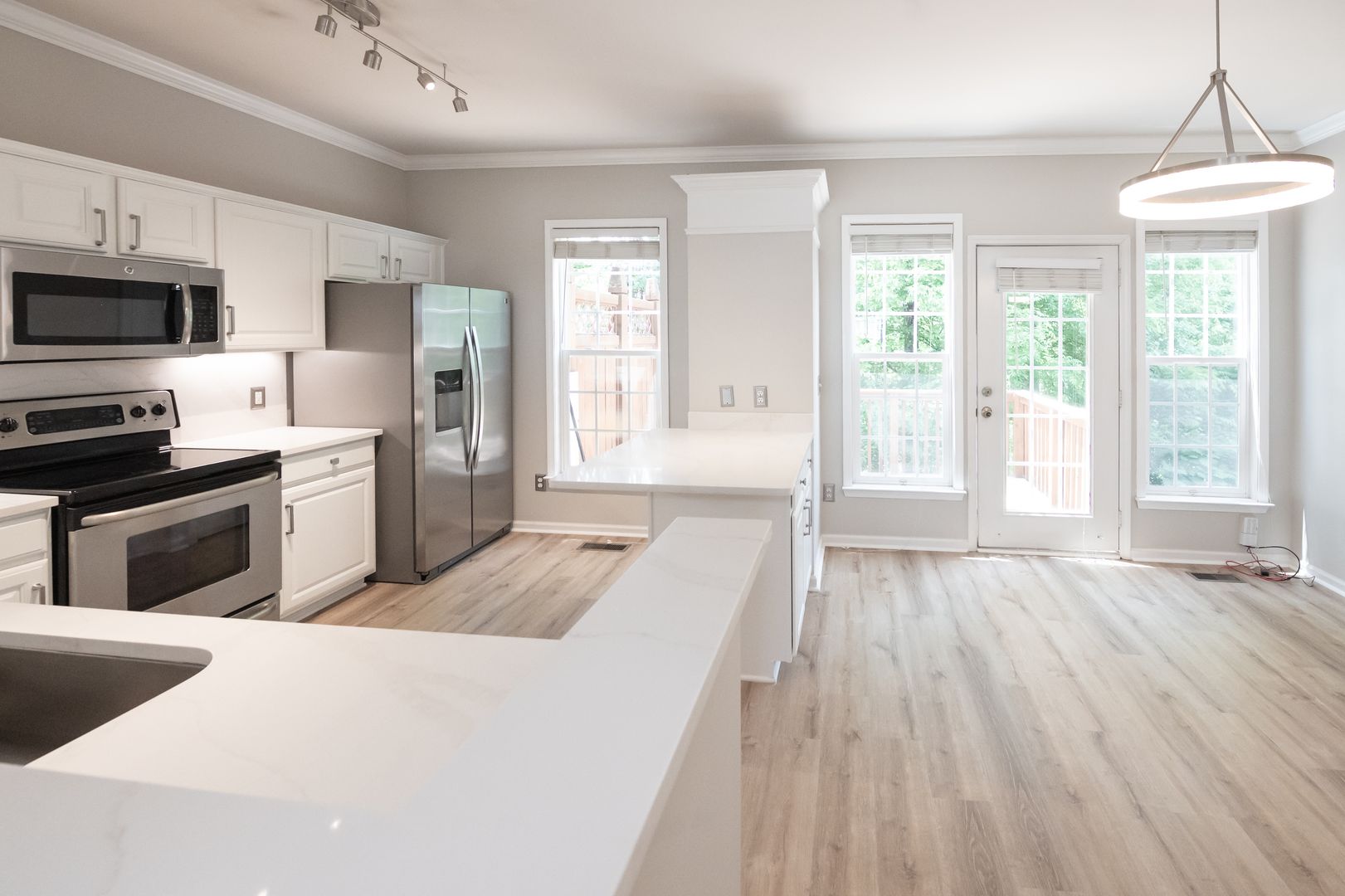 Charlotte House: 2922 Duvalla Ave