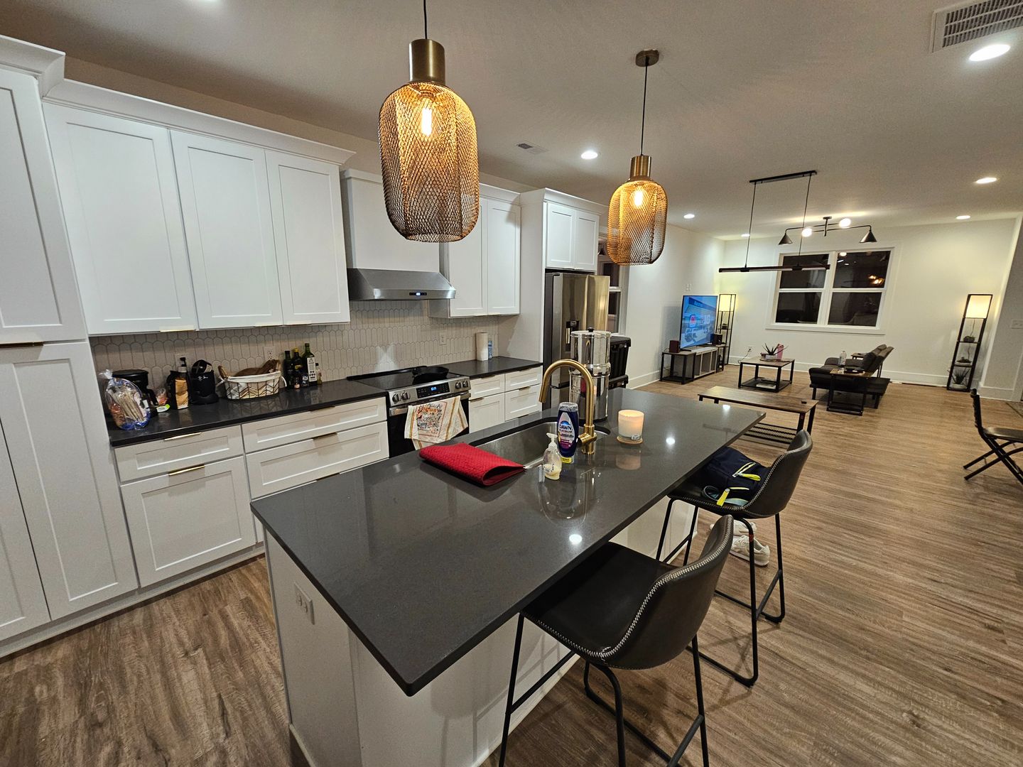 Charlotte House: 4020 Donna Ave