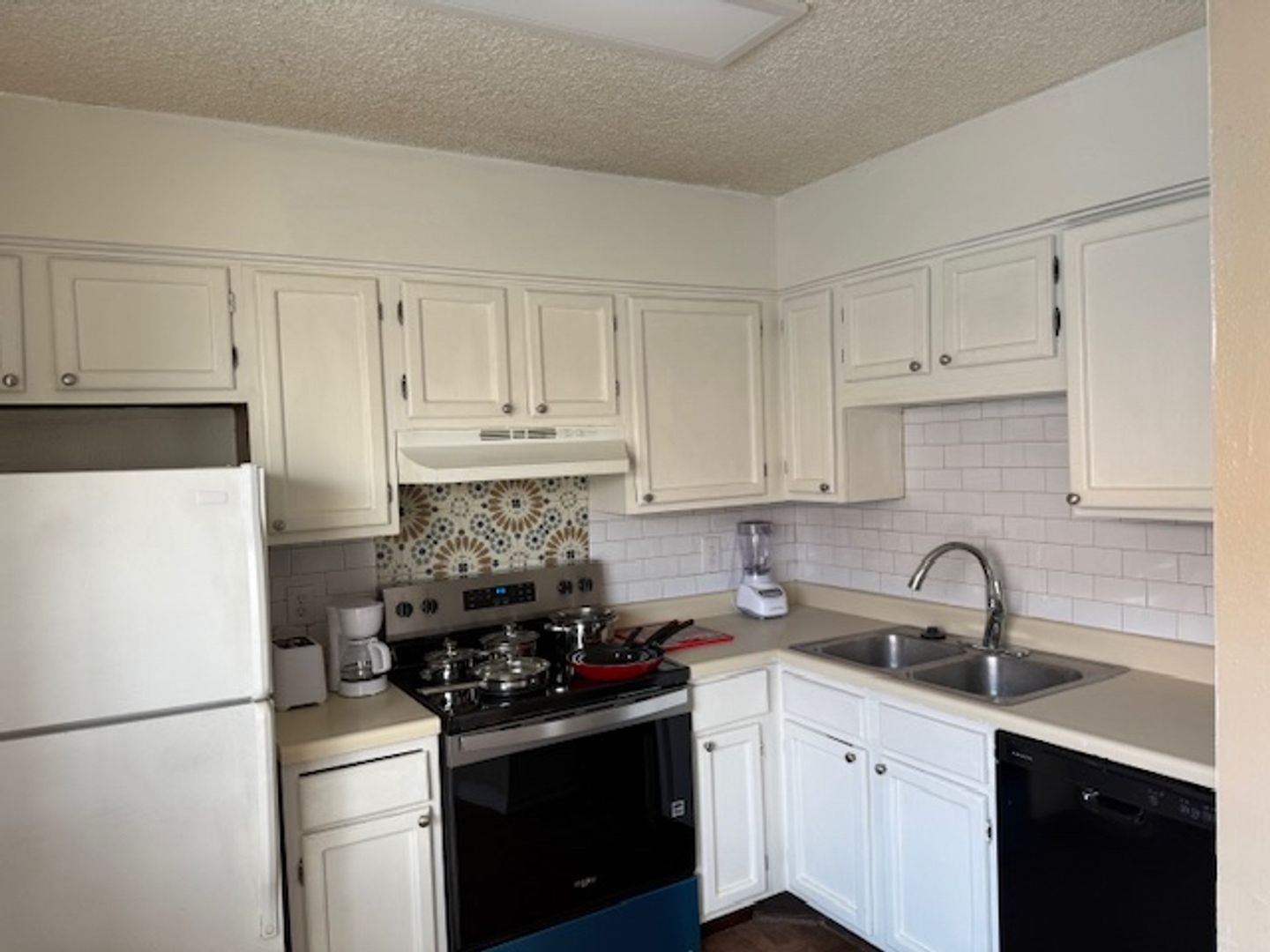 San Antonio House: 10533 Starcrest Dr