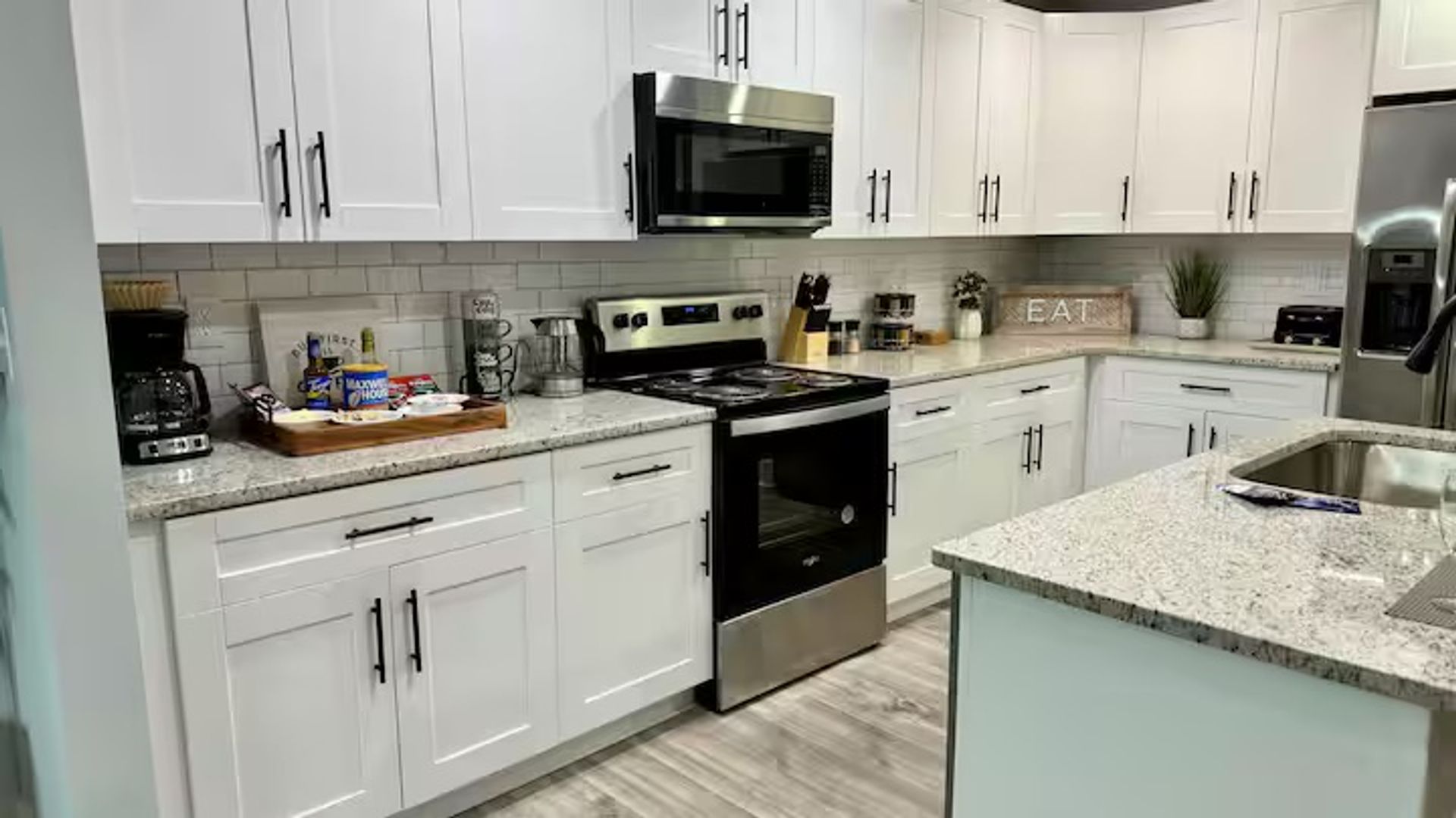 Snellville House: 2395 Highpoint Rd