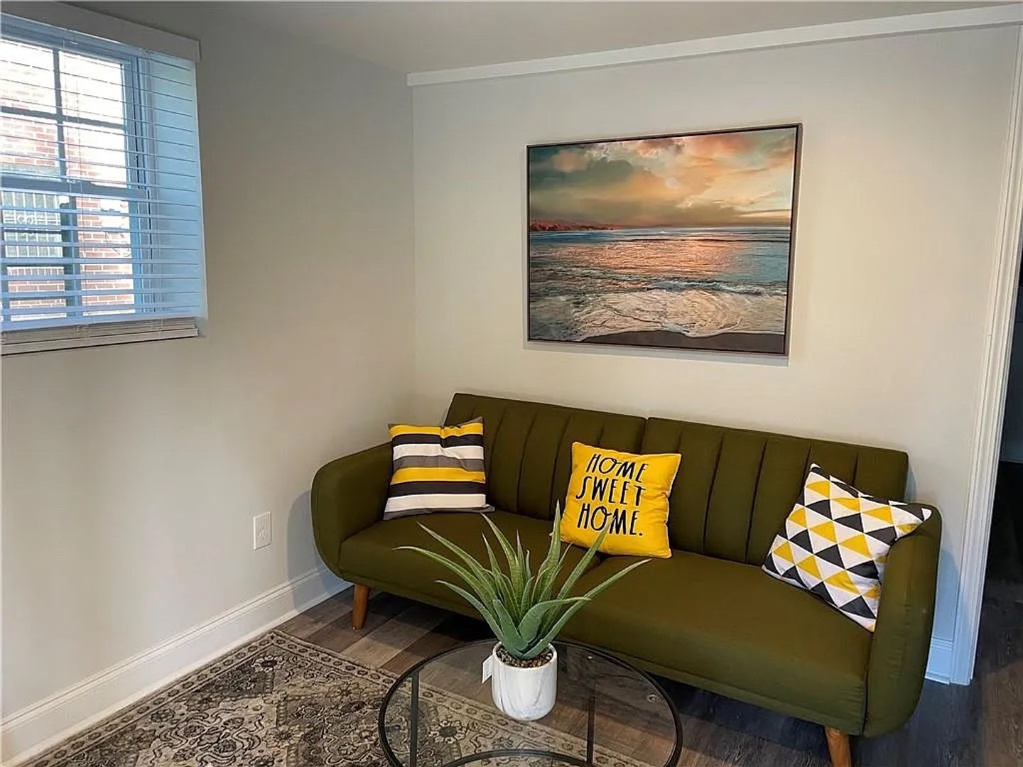 Atlanta House: 612 Cedar Ave NW