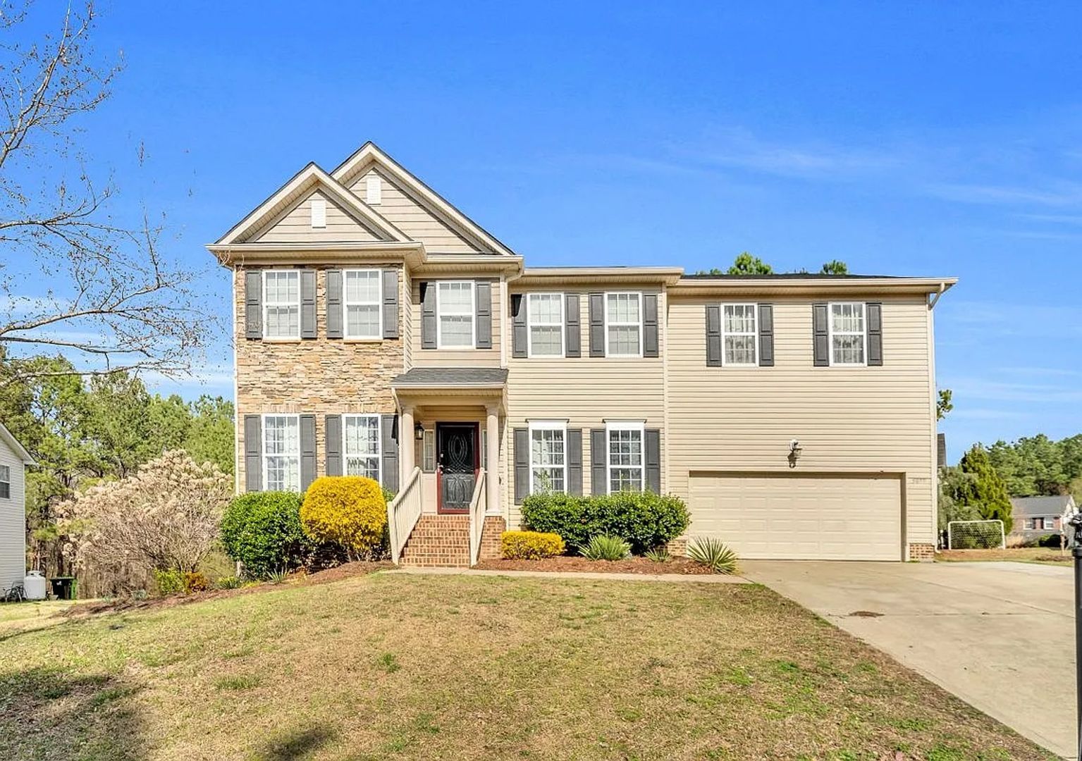 Knightdale House: 5077 Stonewood Pines Dr