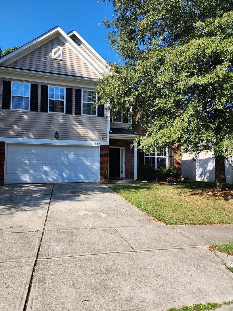 Charlotte House: 427 Mountain Quail Dr