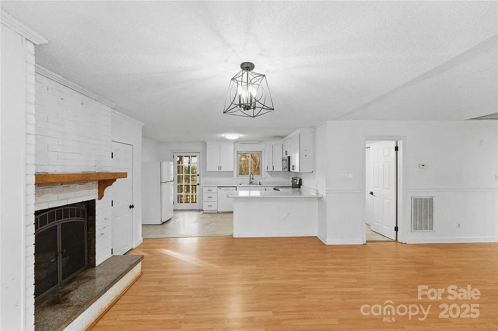 Concord House: 1051 Cox Mill Rd