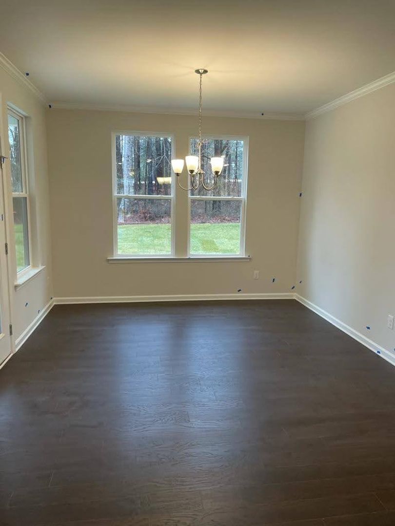 Raleigh House: 729 Moonbeam Dr