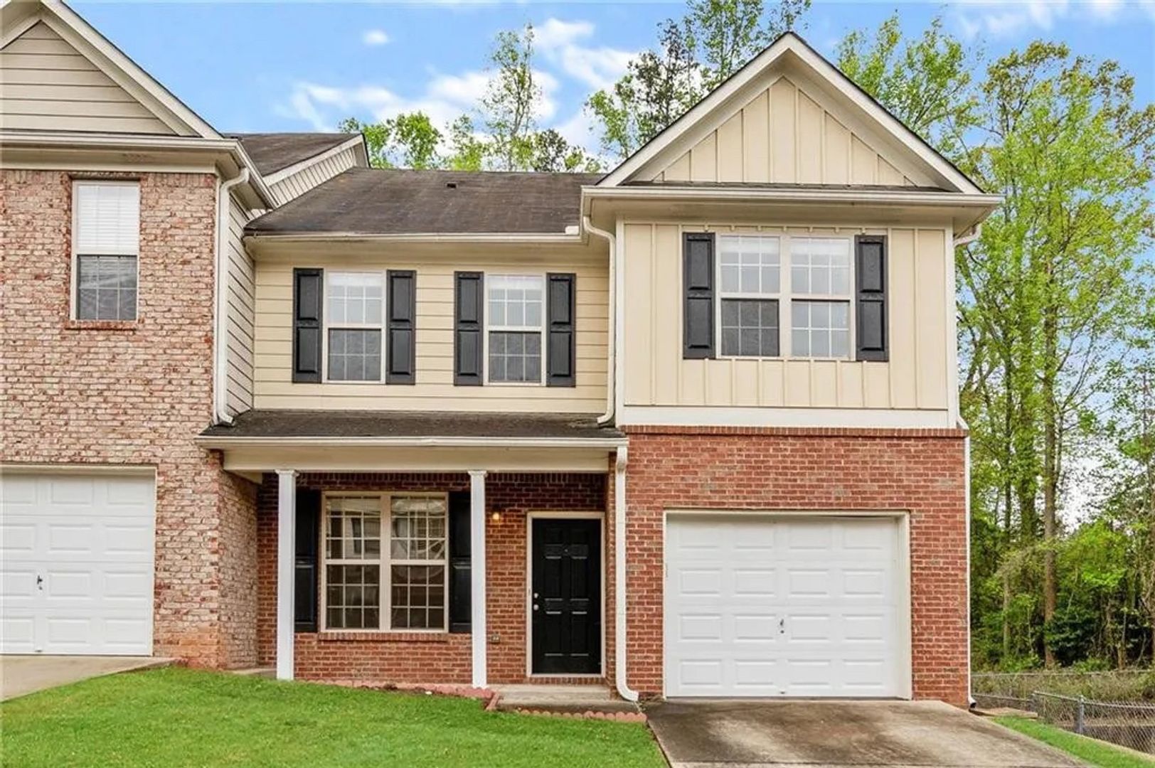 Sugar Hill House: 4056 Hill Station Ct