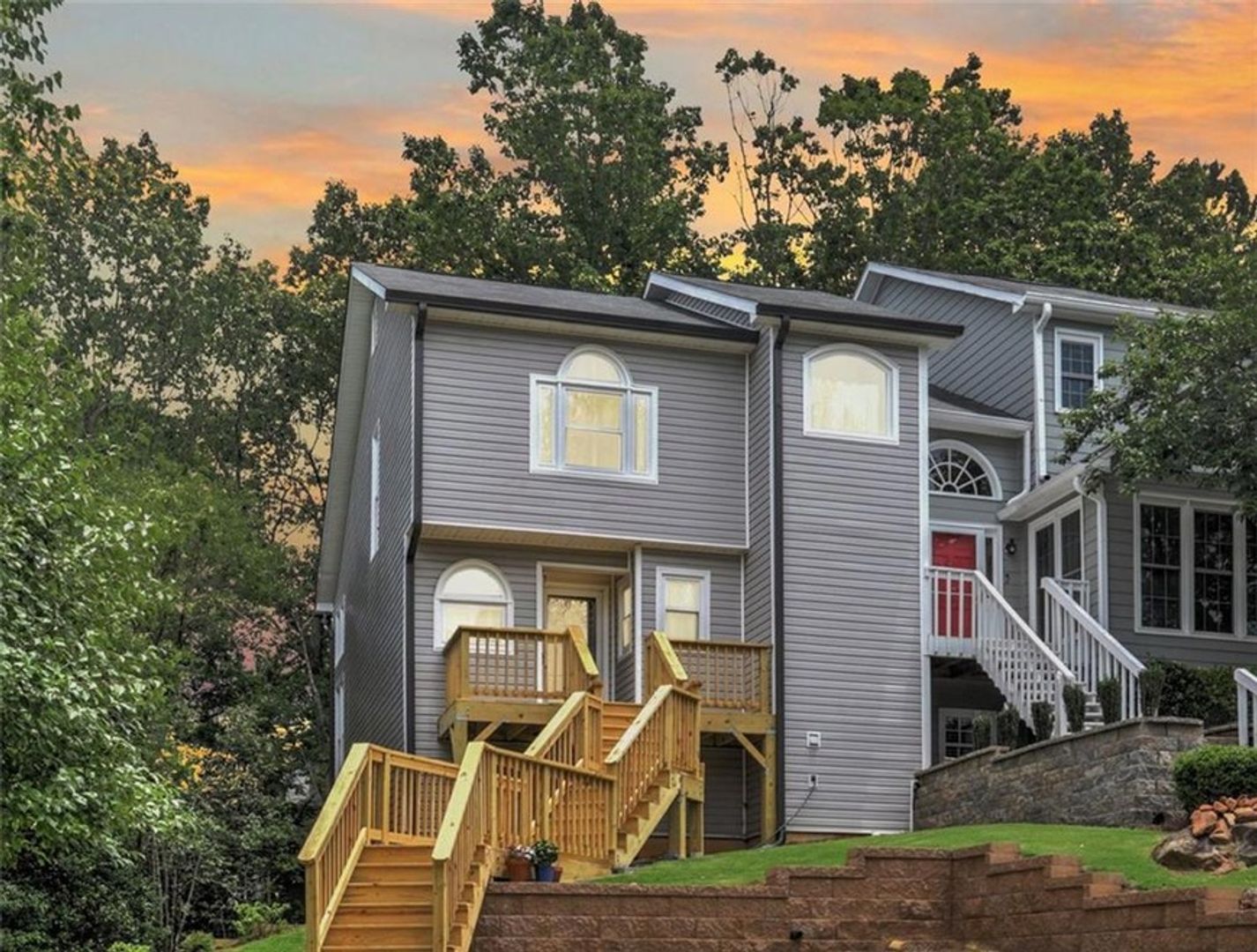 Marietta House: 906 Mill Stone Dr