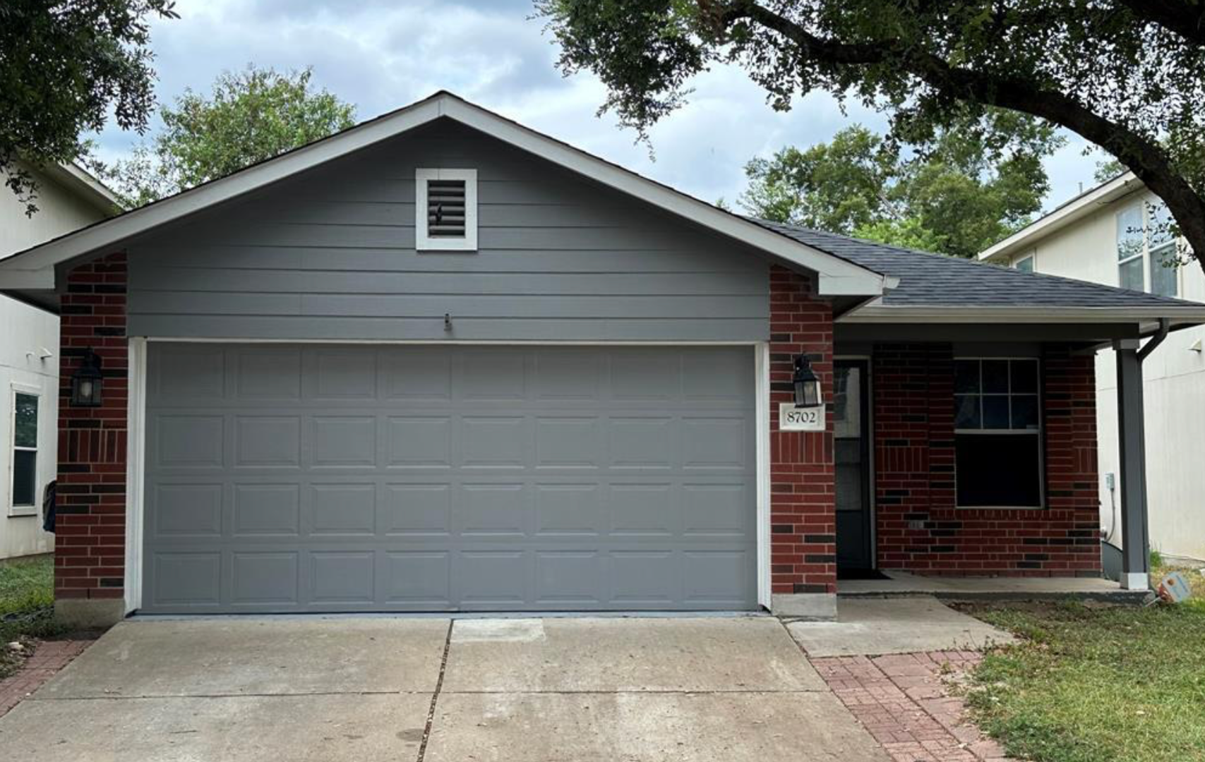 Austin House: 8702 Dittmar Oaks Dr