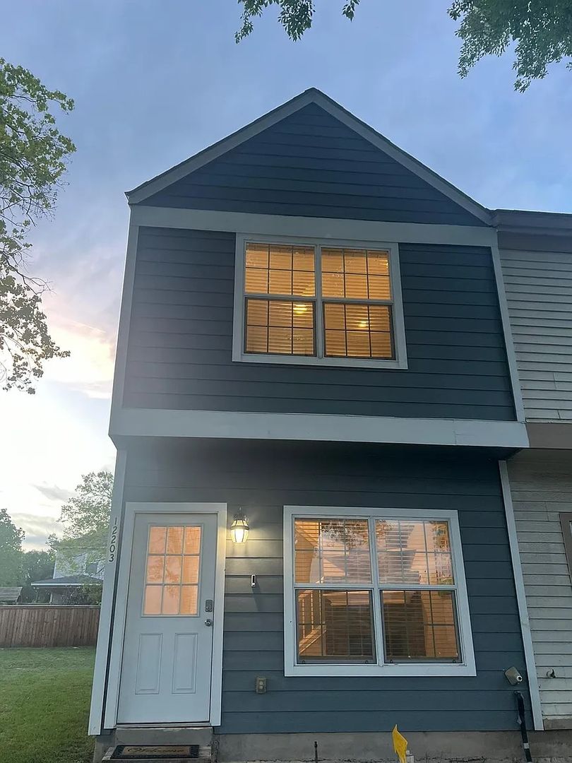 San Antonio House: 12203 Magnolia Blossom St