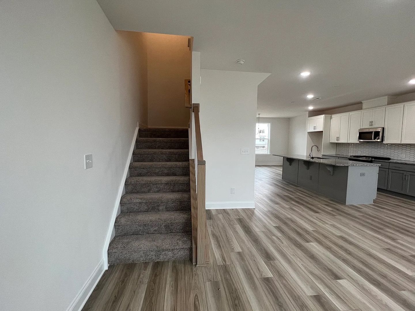 Concord House: 9921 Walnut Hill Rd NW