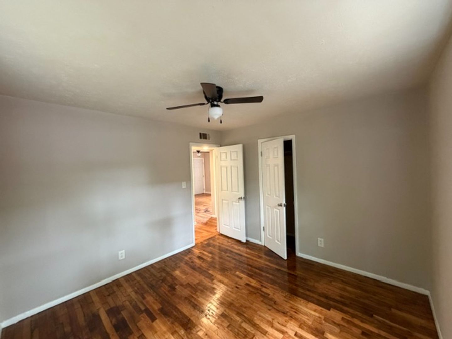 Atlanta House: 1037 Oglethorpe Ave SW