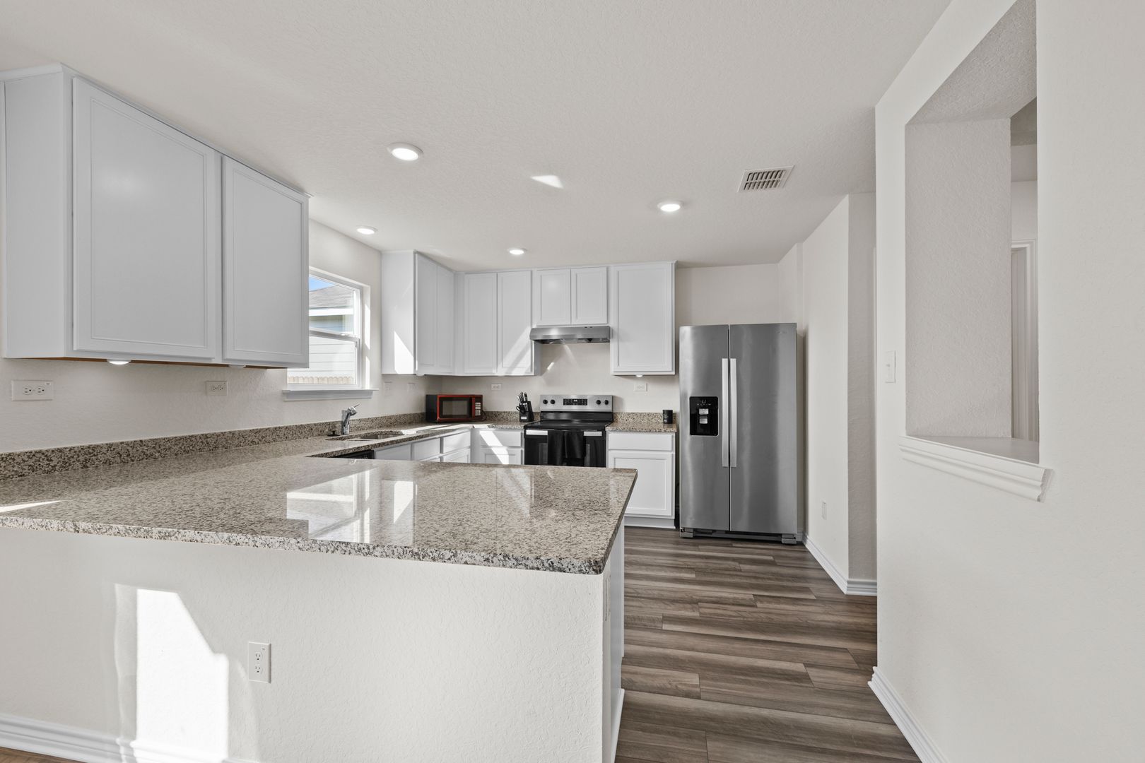 San Antonio House: 4762 Pico Pico St