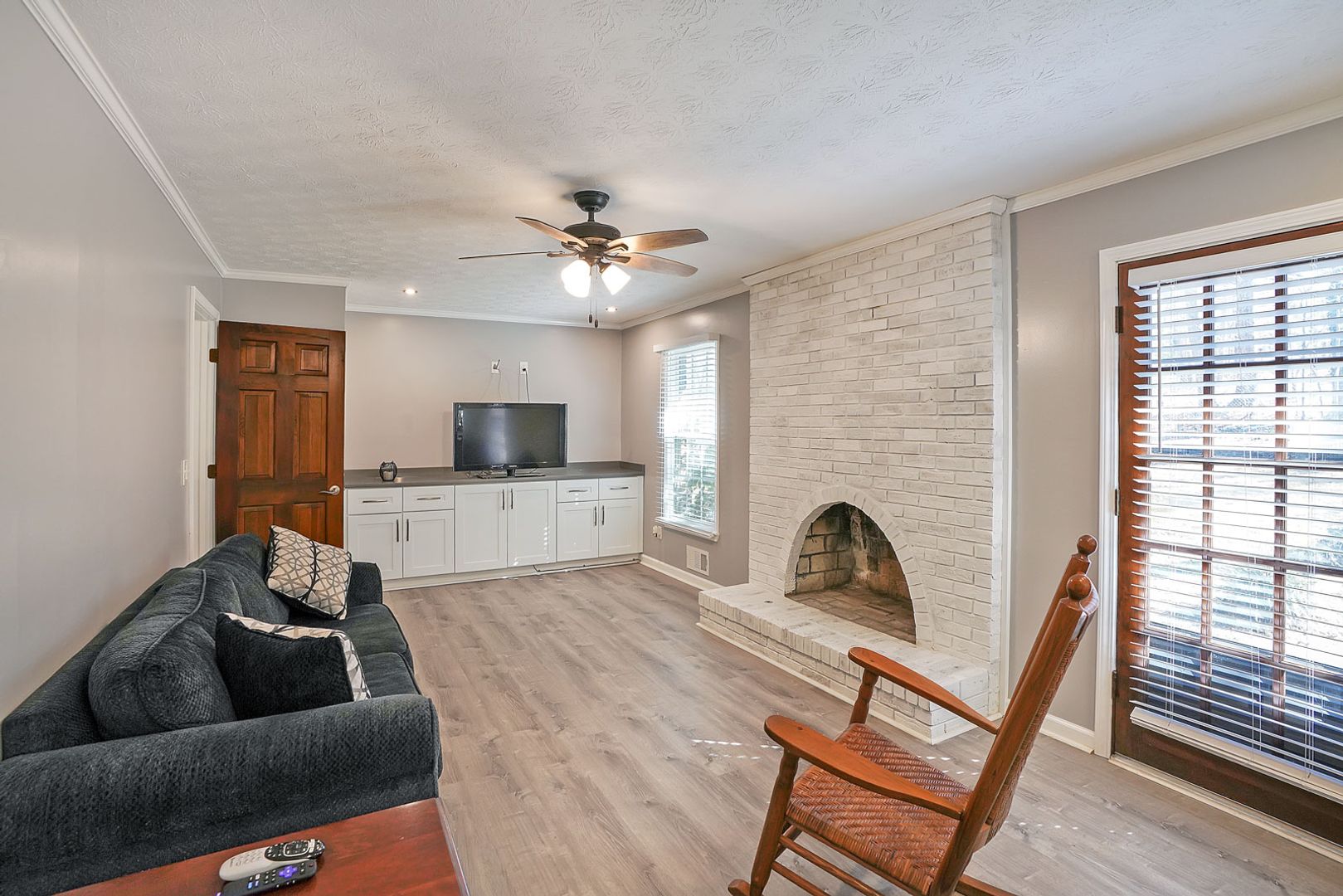 Stone Mountain House: 752 Mountainbrooke Cir SW