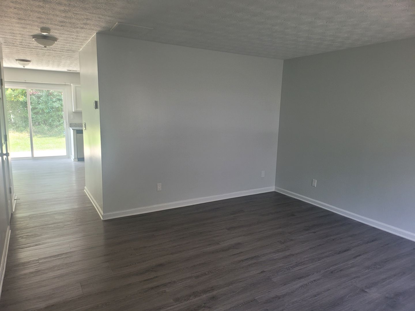 Conyers House: 1728 Bob White Ln SE