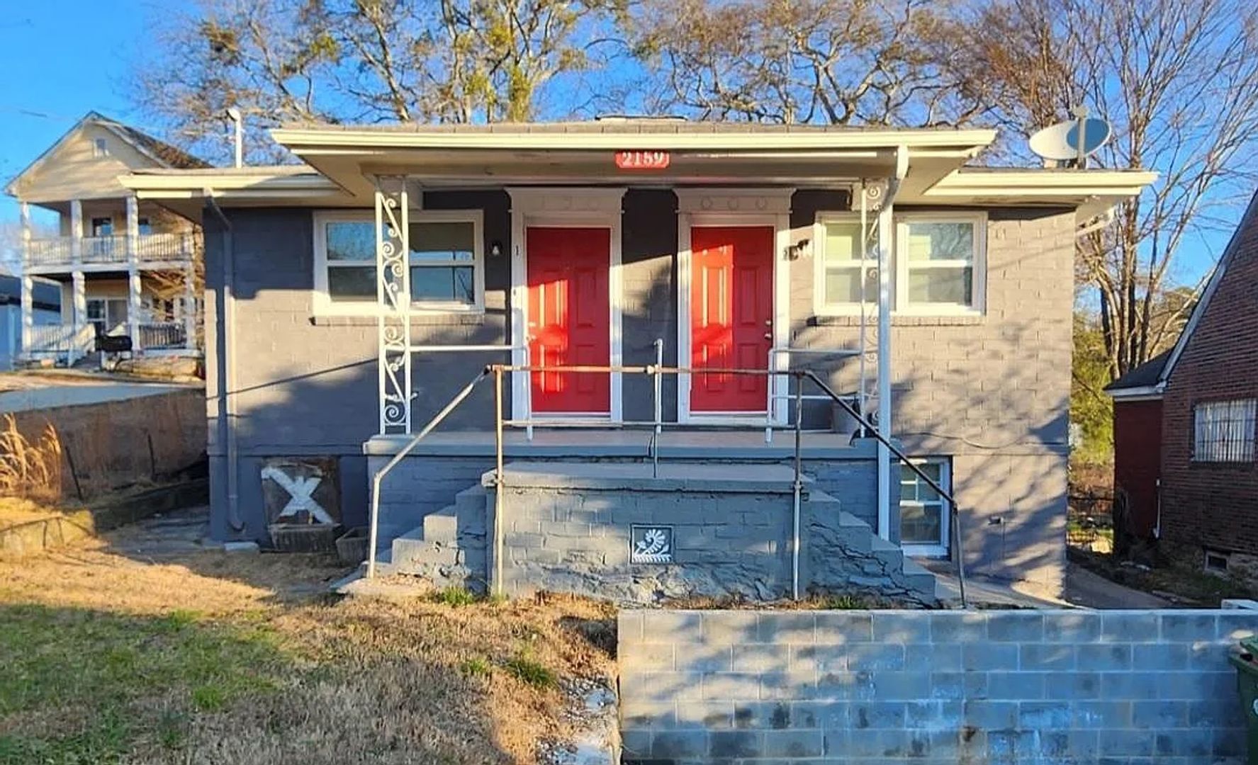 Atlanta House: 2159 M.L.K. Jr Dr SW