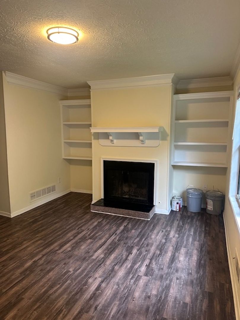 Snellville House: 3047 Destin Cir