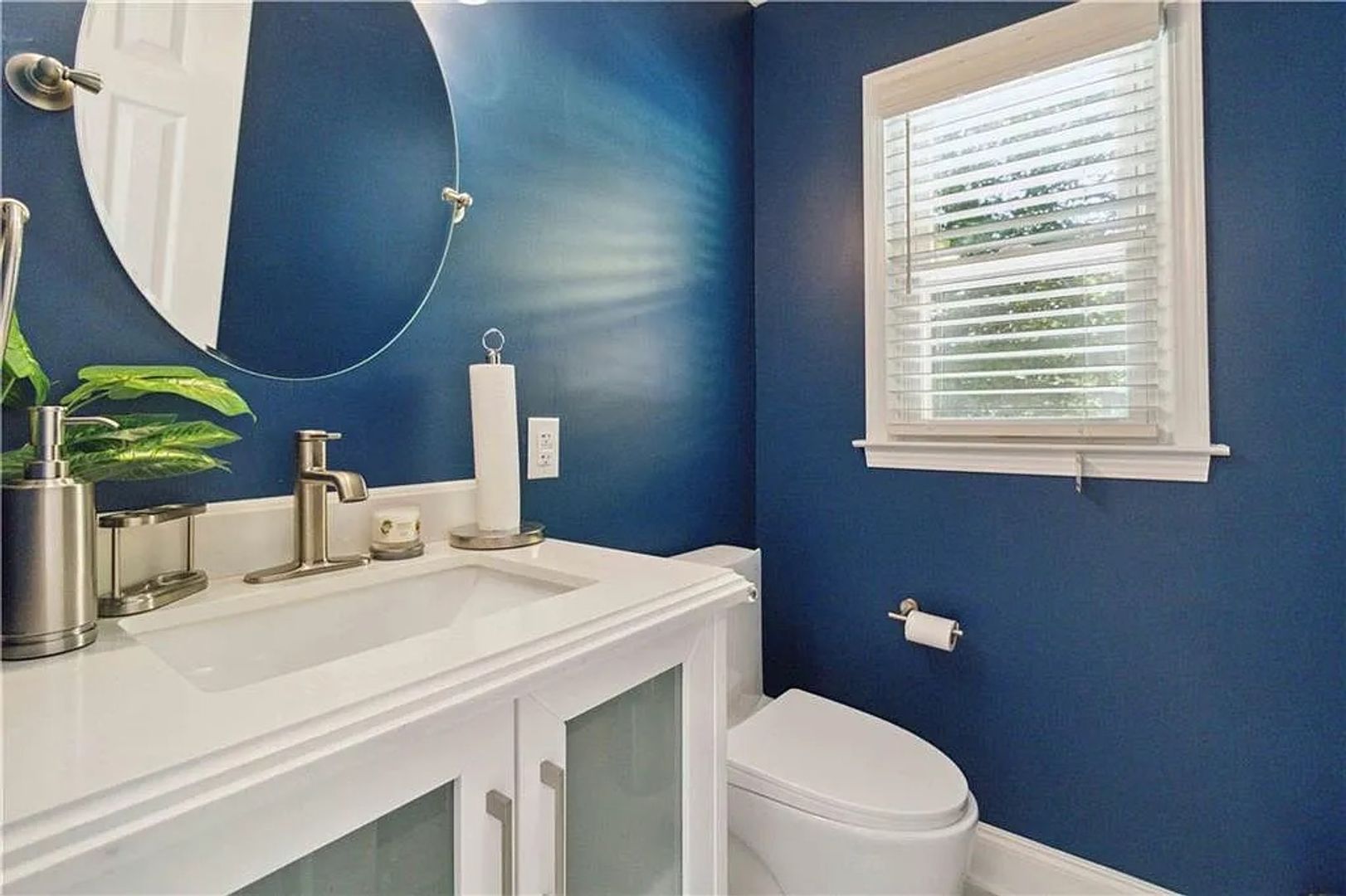 Duluth House: 4909 Glenwhite Dr