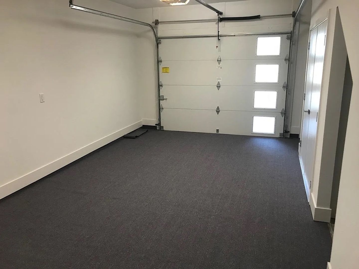 Raleigh House: 537 New Bern Ave