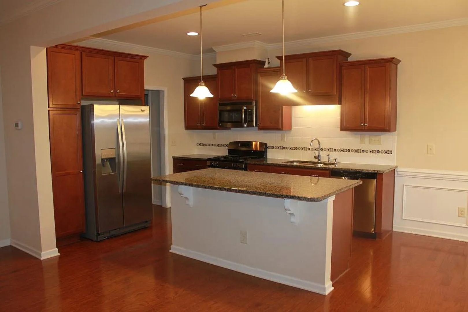 Cary House: 122 Skyros Loop