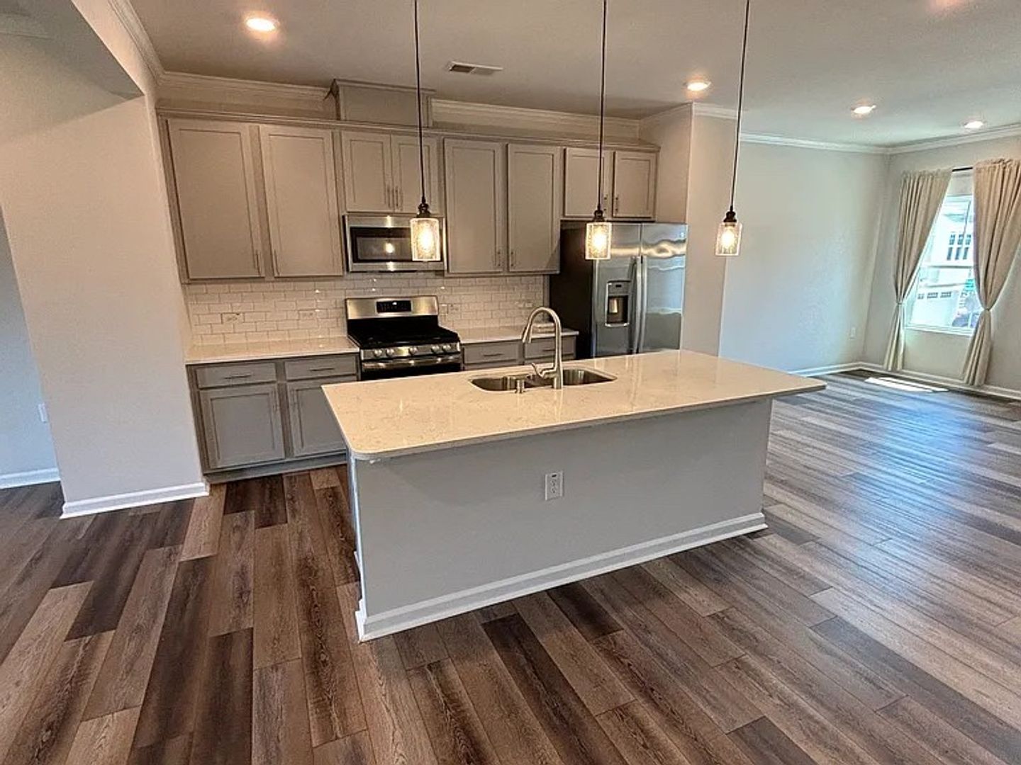 Durham House: 1002 Kaya Ct