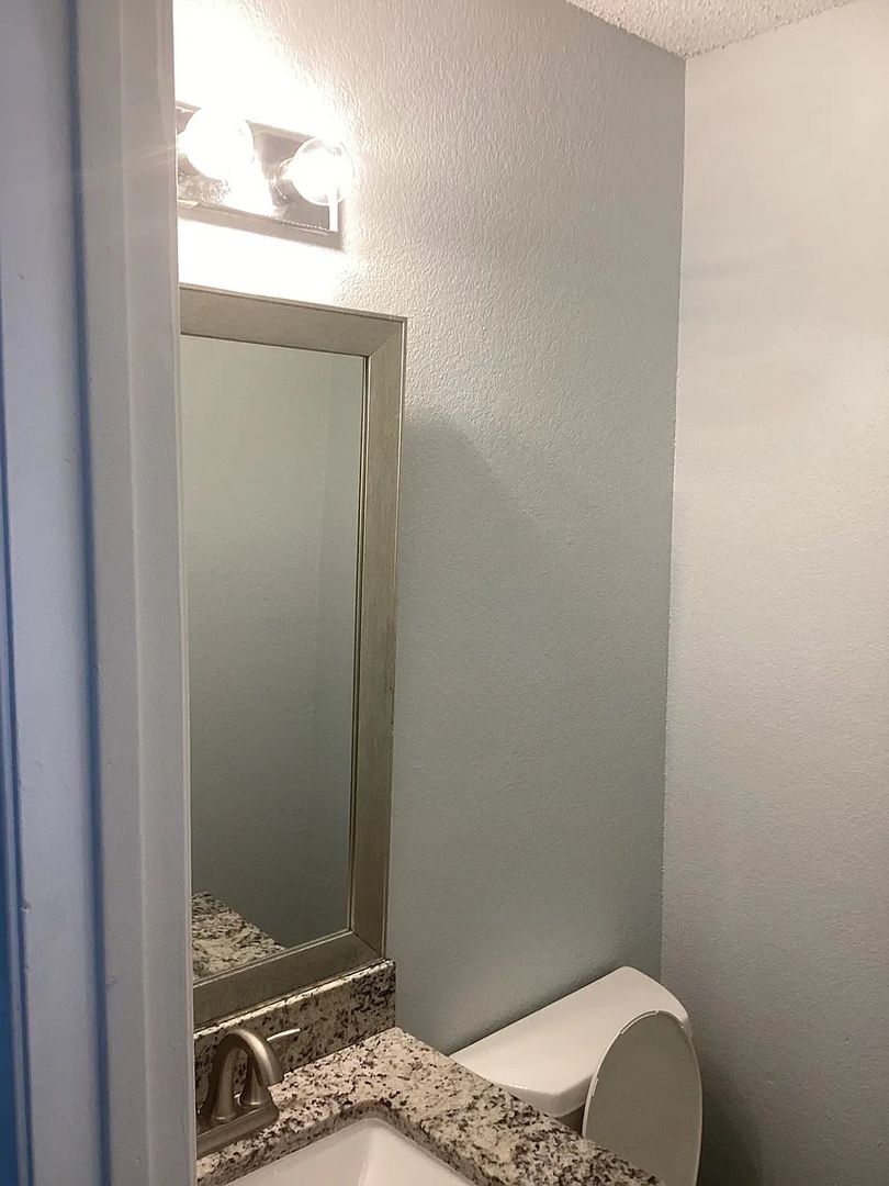 Fort Worth House: 7512 Chapin Rd