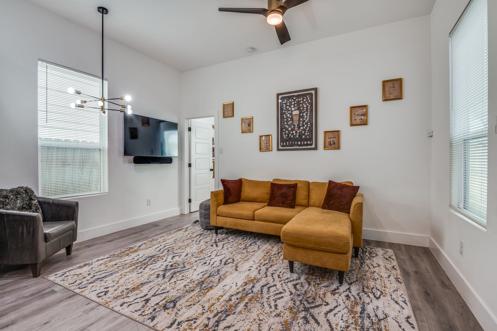 Dallas House: 2223 Anderson St