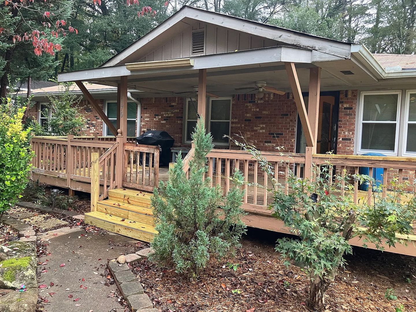 Mabelton House: 1170 Vonda Ln SW