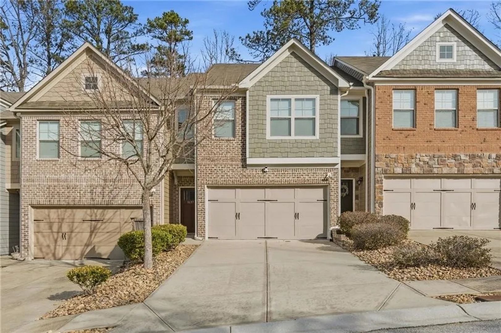 Lilburn House: 1697 Paxton Dr SW