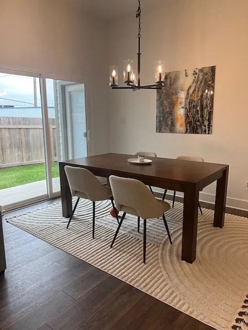 Hutto House: 8628 Wellspring Loop