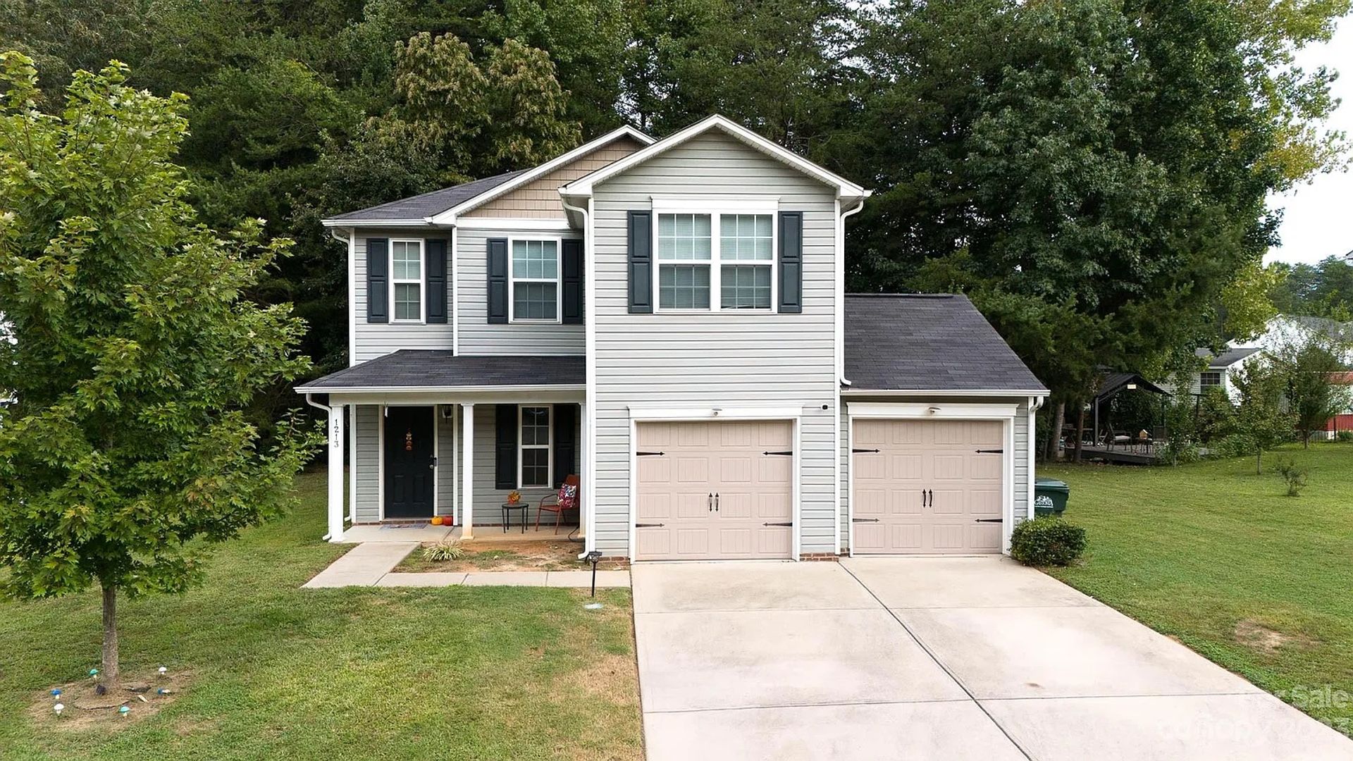 Gastonia House: 1213 Salvadore Ct